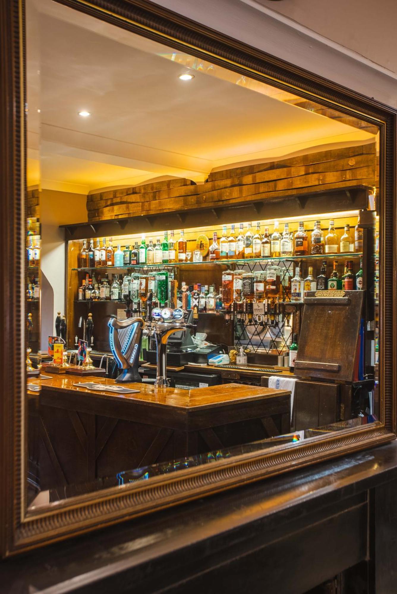 Traquair Arms Hotel Innerleithen Extérieur photo